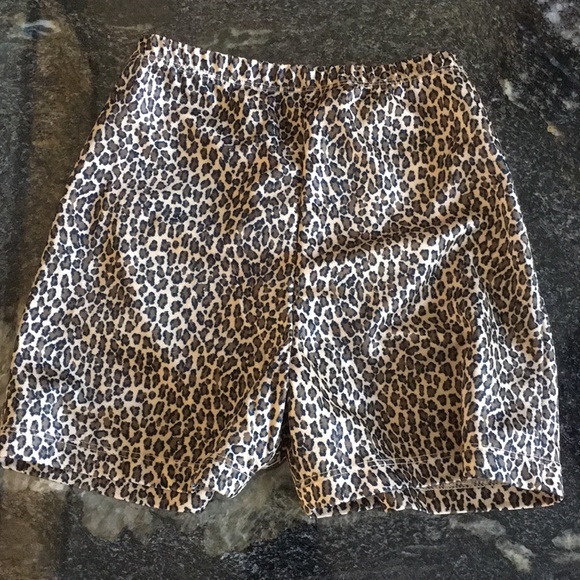 Leopard PJ with Robe - Picture 3 of 5